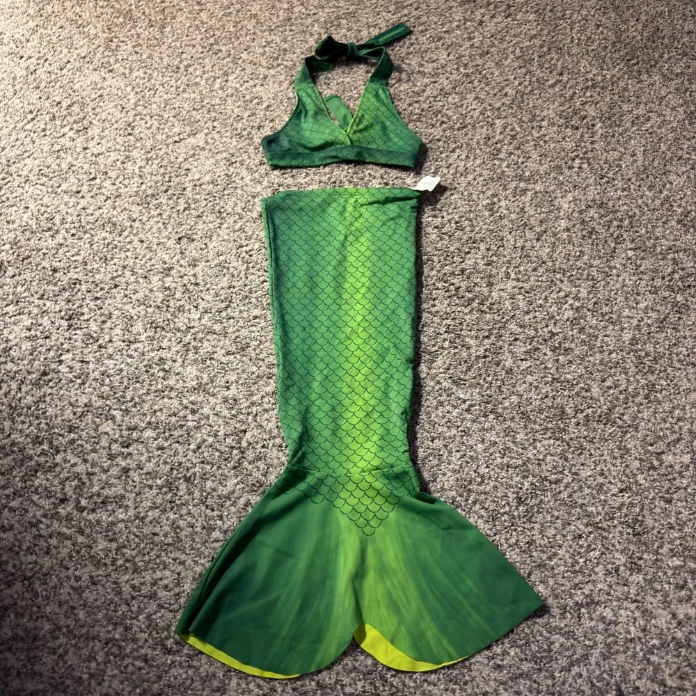 The 2 Tails Toddler Mermaid Tail Costume Set Green Scale Halter Top 2PC NWT